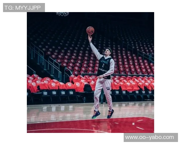 拉梅洛鲍尔第三节三分球精准发力助球队逆转拿下22分表现惊艳